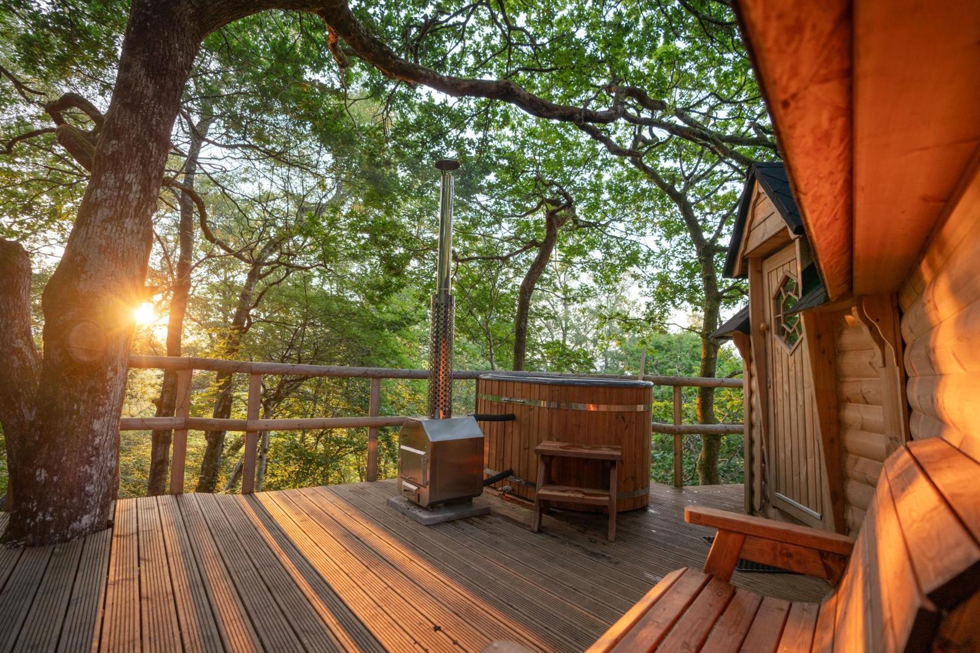 Chestnut Tree House With Hot Tub & Sauna บาร์มัธ ภายนอก รูปภาพ