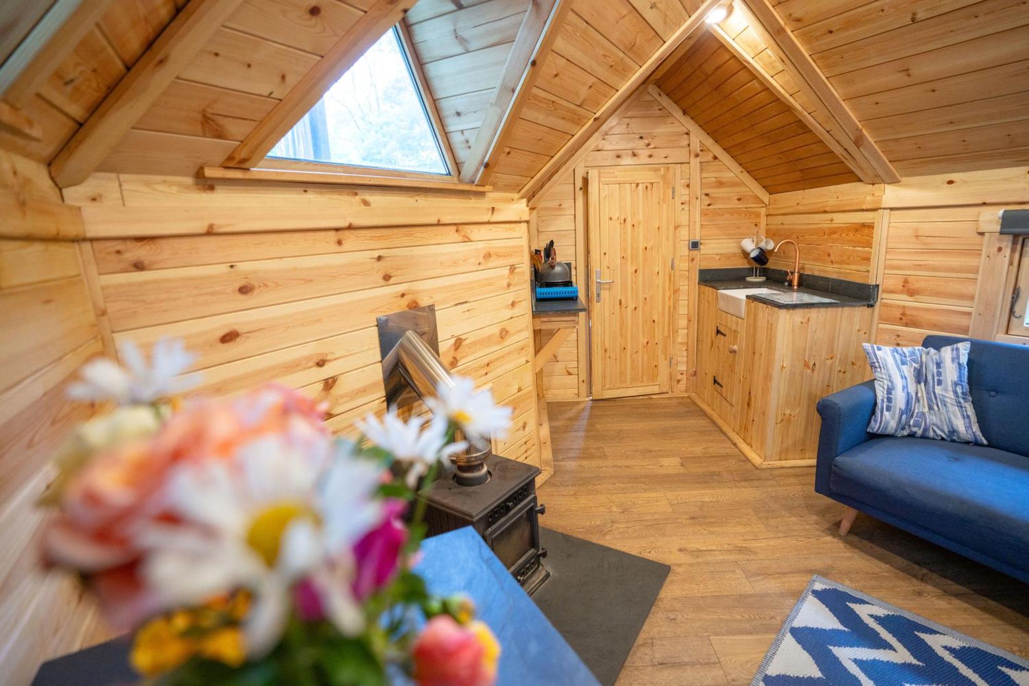 Chestnut Tree House With Hot Tub & Sauna บาร์มัธ ภายนอก รูปภาพ